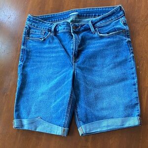 3/$10 Old Navy Classic Blue Jean Shorts